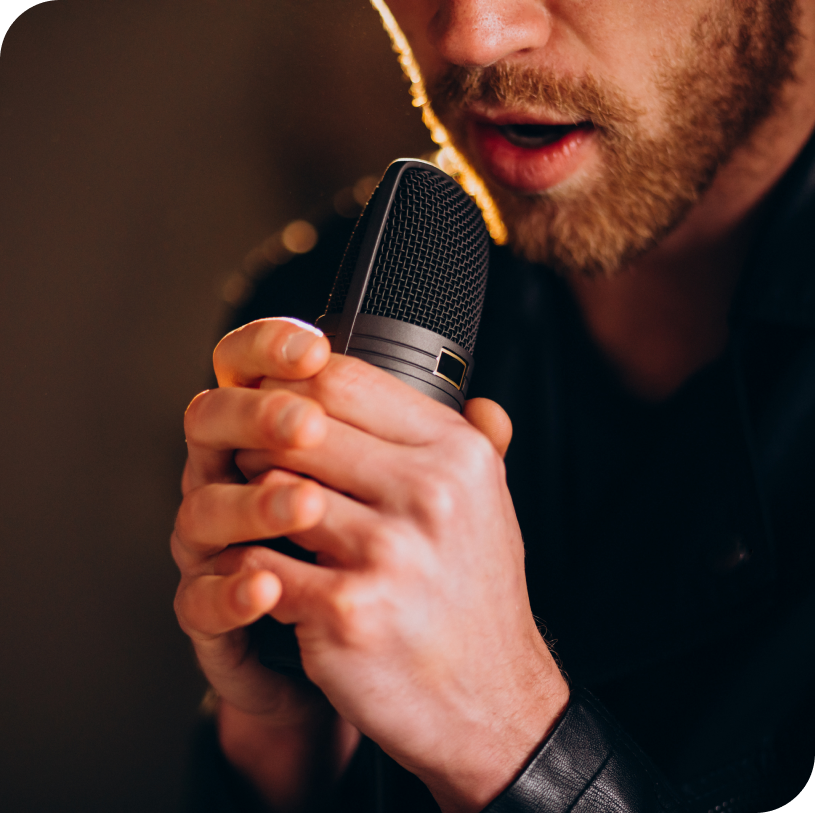 Бубука-блокнот и микрофон